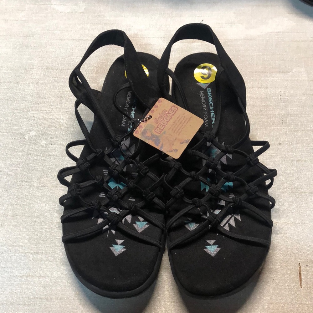 Skechers sandals black